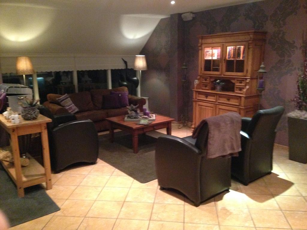 B&B Logement Grenzeloos Doldersum Esterno foto